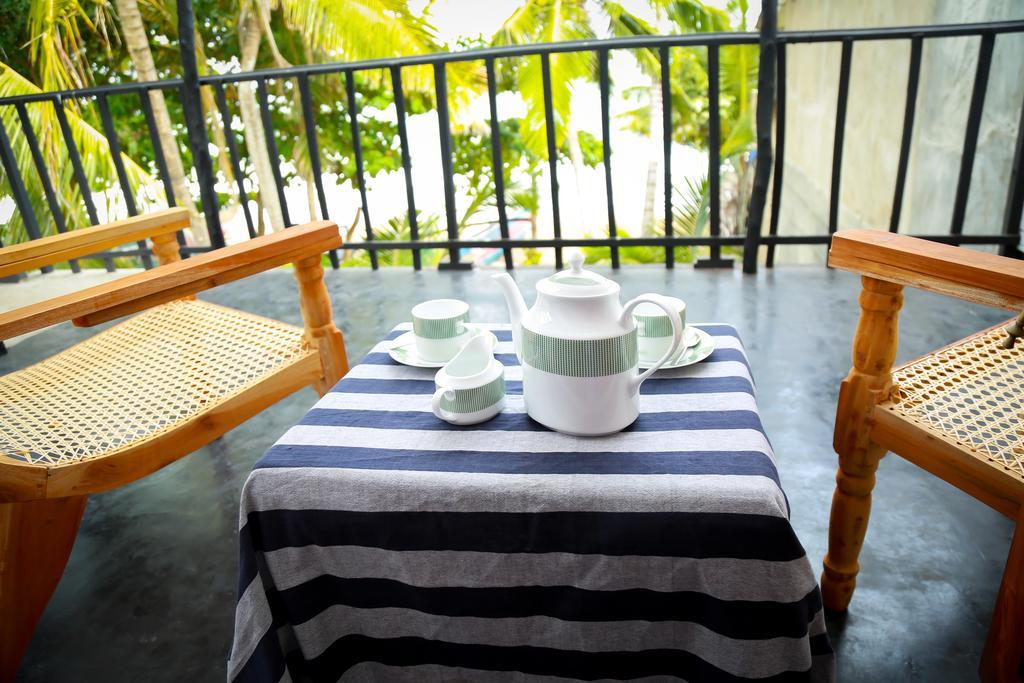 Sunray Beach House Tangalle Εξωτερικό φωτογραφία
