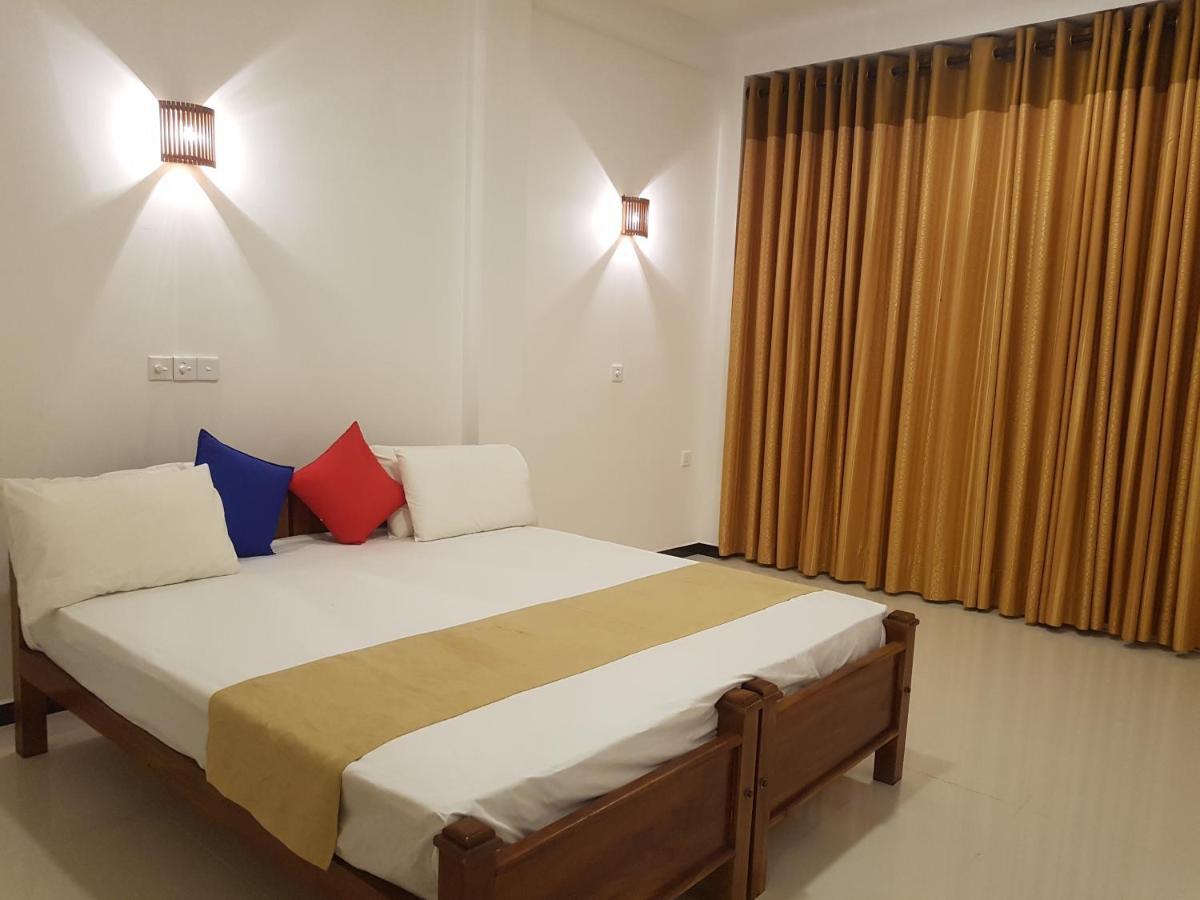 Sunray Beach House Tangalle Εξωτερικό φωτογραφία